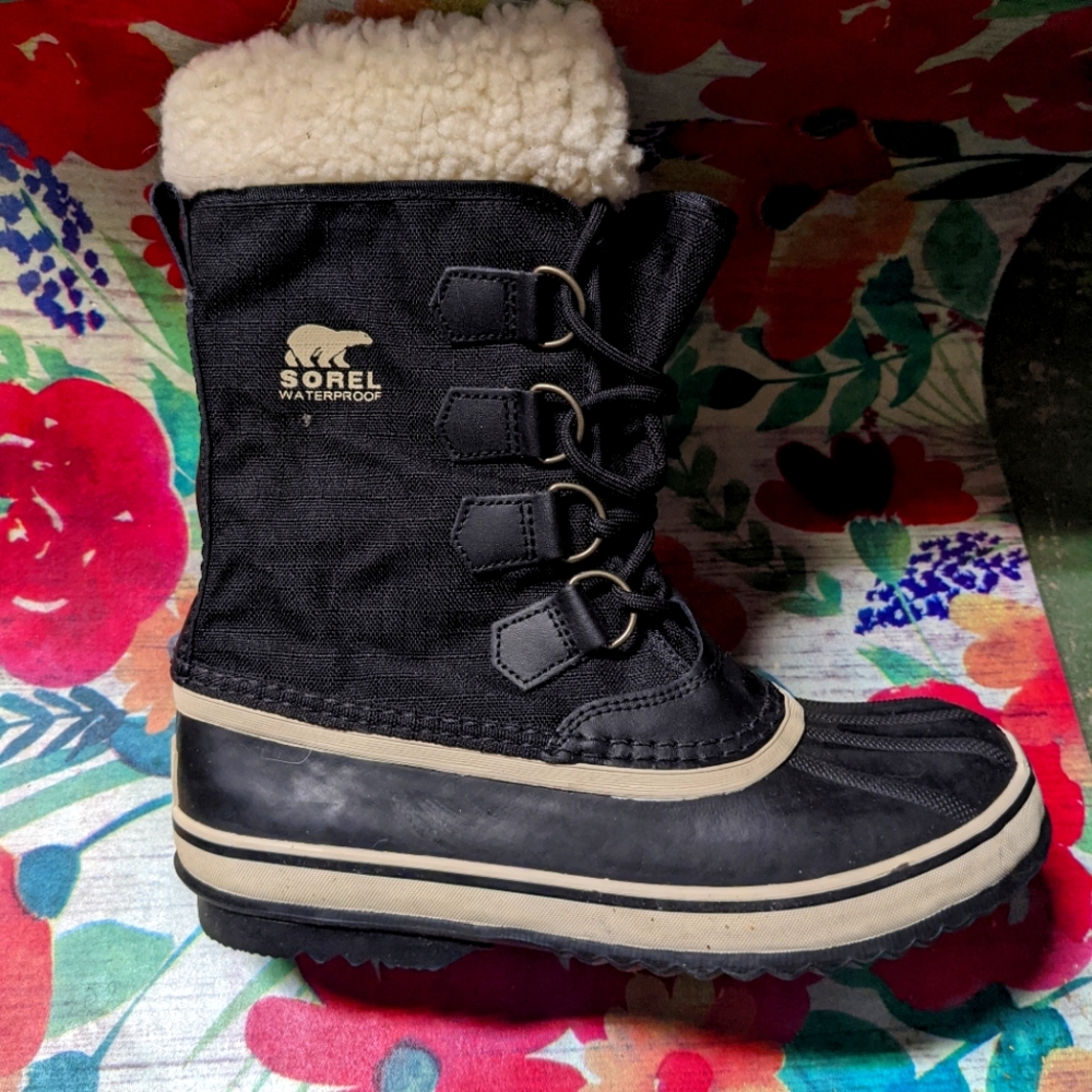 Sorel black women's winter boots 7.5